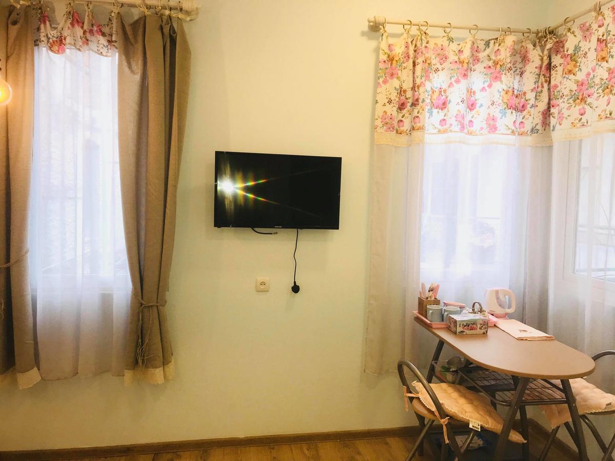 Guest House Marina 2 Tbilisi Ngoại thất bức ảnh